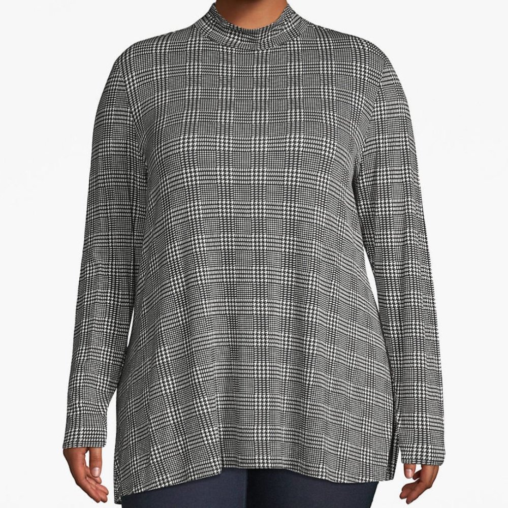 Lane Bryant 22/24 mock neck swing tee plus